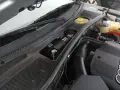 Audi A5 akumulator gdzie jest? Znajduje się pod podszybiem, po prawej stronie, w specjalnej wnęce.