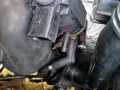 Zawór N75 w Audi A4 B6 1.9 TDI 130KM znajduje się w okolicach turbosprężarki, podłączony do układu dolotowego.