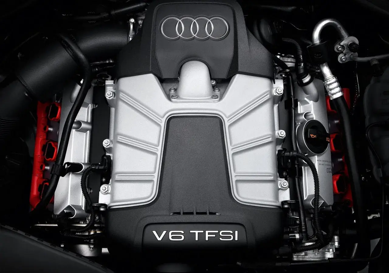 Silnik V6 TFSI w Audi A6 C7. Zastanawiasz się, jaki silnik wybrać? Ten mocny motor to świetny wybór.