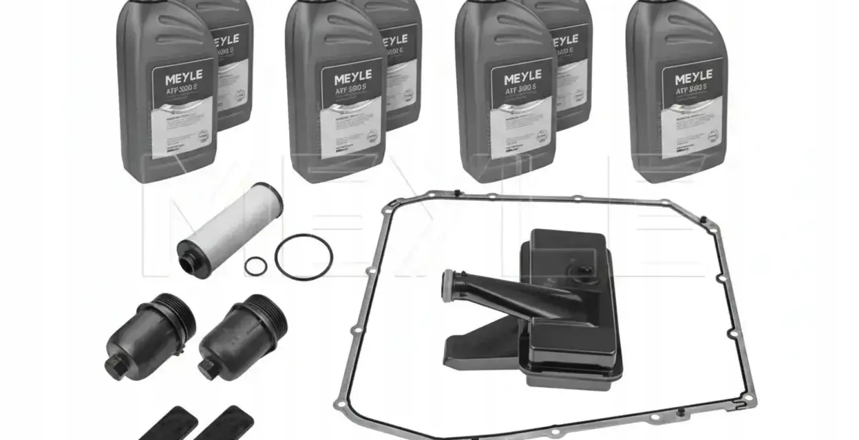 Zestaw do audi a4 b8 wymiana oleju w skrzyni manualnej: 4 butelki oleju MEYLE ATF SGO S, filtr, uszczelka miski olejowej, sitko, śruby.