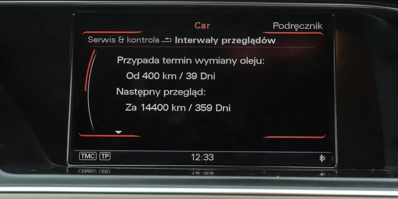 Kasowanie serwisu Audi A4 B6: termin wymiany oleju za 400 km / 39 dni, następny przegląd za 14400 km / 359 dni.
