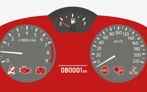 Deska rozdzielcza z kontrolkami: pasy, silnik, akumulator, ABS, poduszka powietrzna, temperatura. Przebieg 80001 km. System precrash czujny.