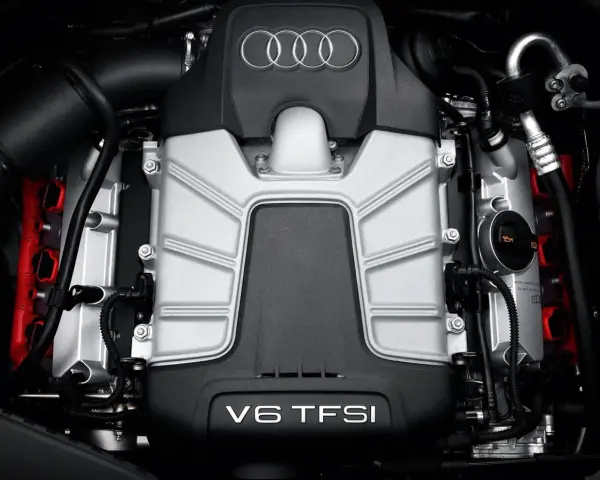 Silnik V6 TFSI w Audi A6 C7. Zastanawiasz się, jaki silnik wybrać? Ten mocny motor to świetny wybór.